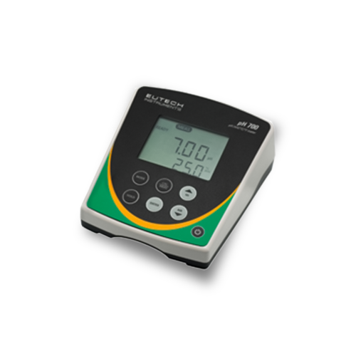 Water Testing: Eutech pH 700